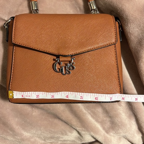 GUESS PURSE - Picture 6 of 7
